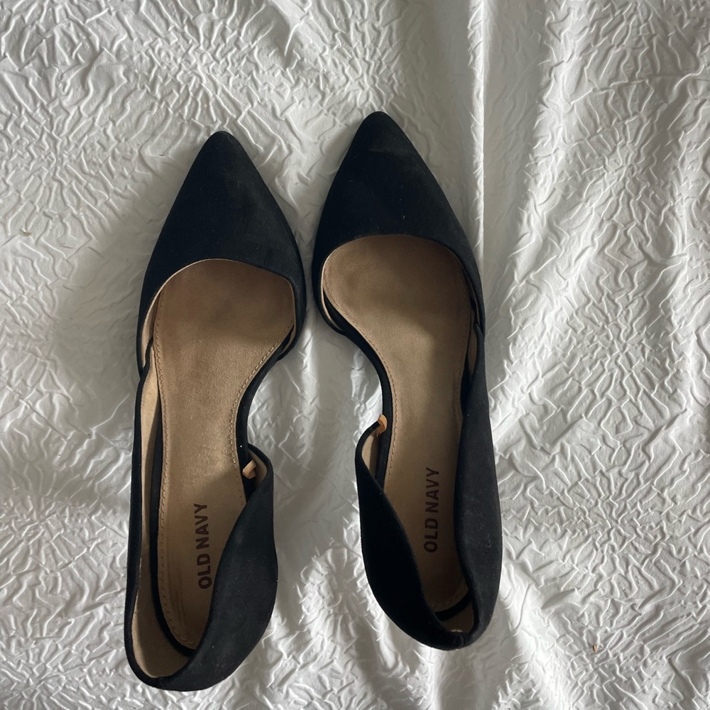 Old Navy Black Heels Sleek Minimalist Design